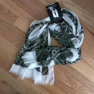 Oblong scarf